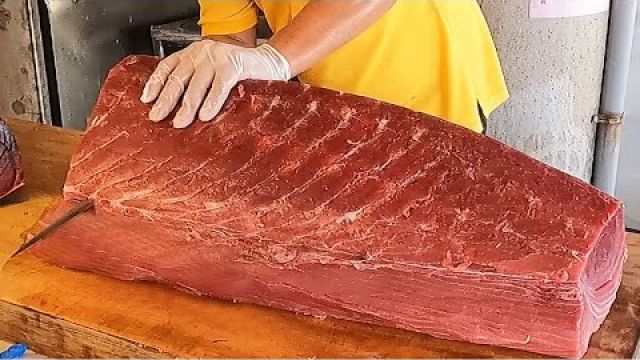 世界上最貴的魚 ! 台灣最精湛的刀工 - 東港海明星Luxurious sashimi !